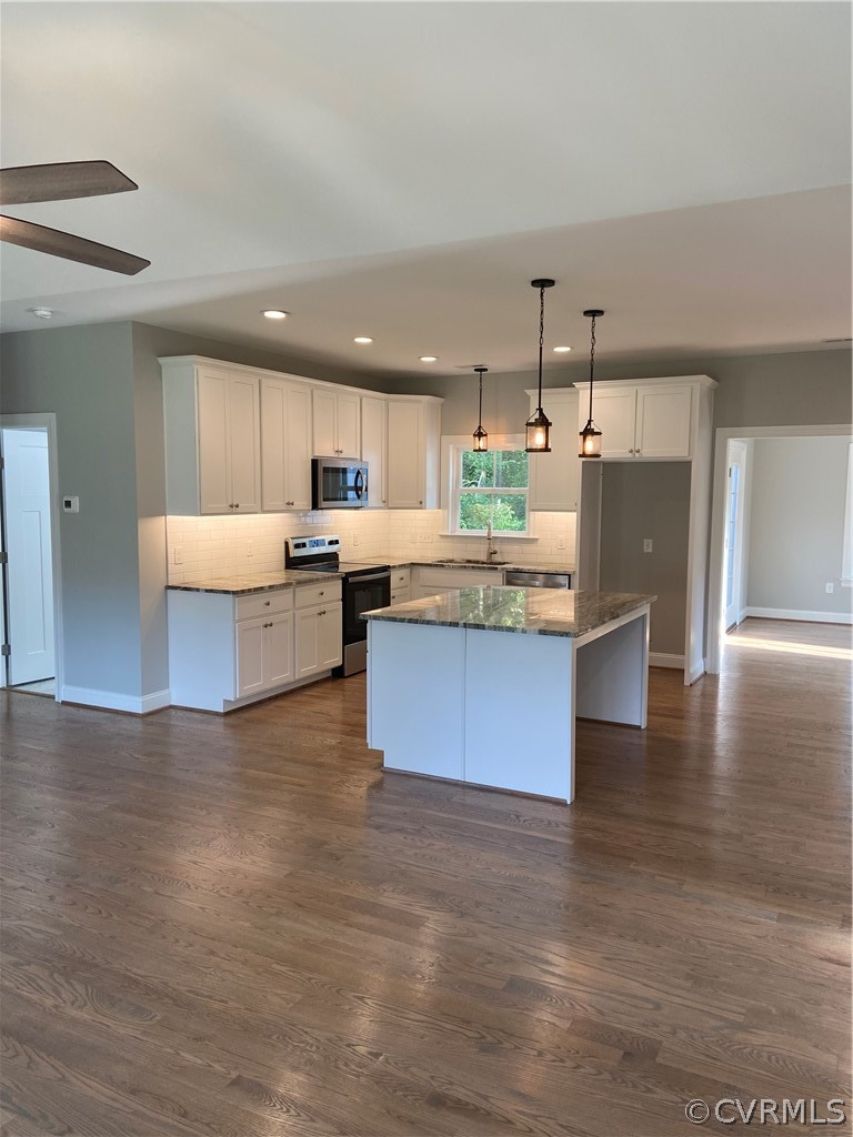 1218 Glebe Landing Road Laneview, VA 22504 - Photo 3 of 9 Gallery Image 3