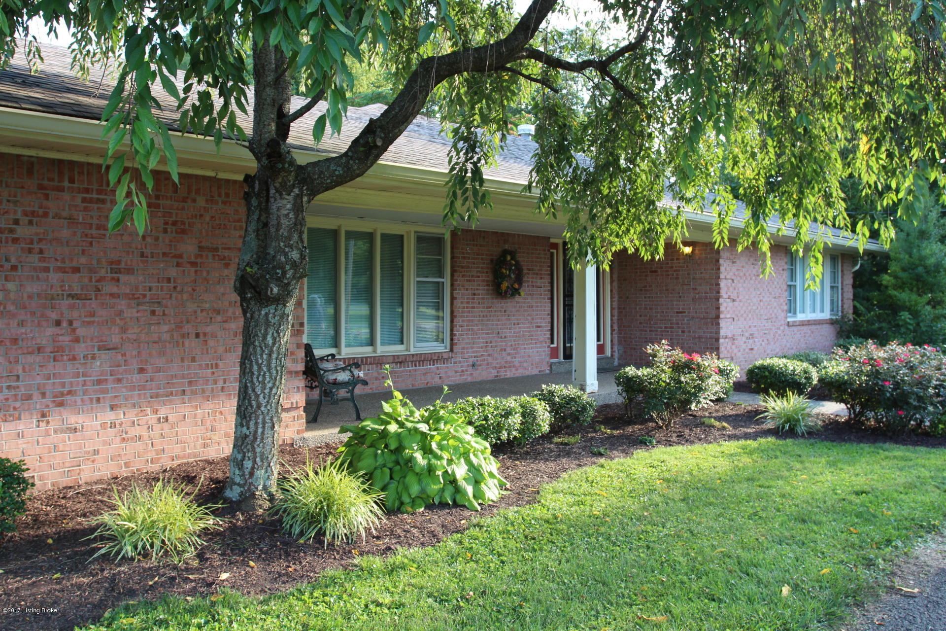 10202 Fairmount Road Louisville, KY 40291 - Photo 10 of 70 10202 Fairmount Rd