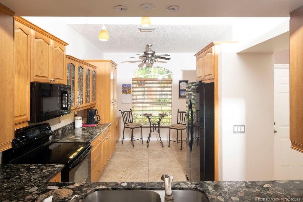 3027 Casa Rio Court Riviera Beach, FL 33418 - Photo 12 of 20 Gallery Image 12