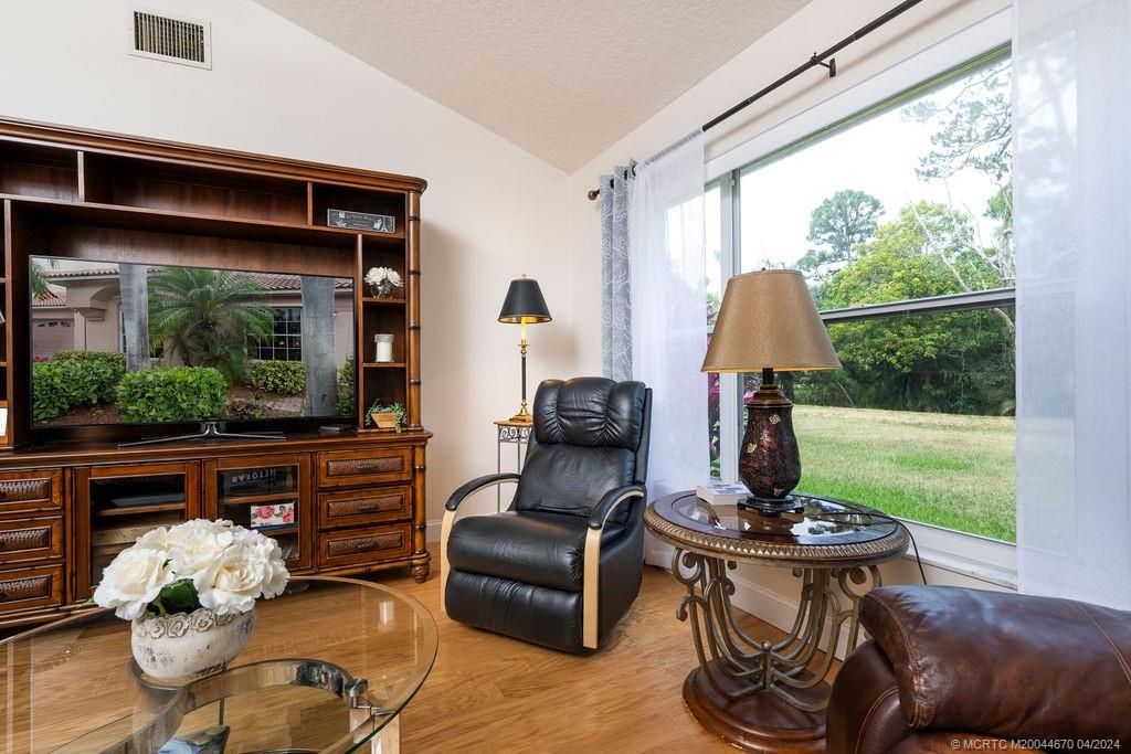 3027 Casa Rio Court Riviera Beach, FL 33418 - Photo 5 of 20 Gallery Image 5