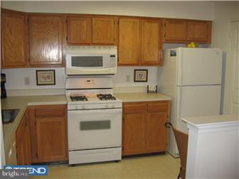 2507 Stokes Road Mount Laurel, NJ 08054 - Photo 3 of 12 Kitchen