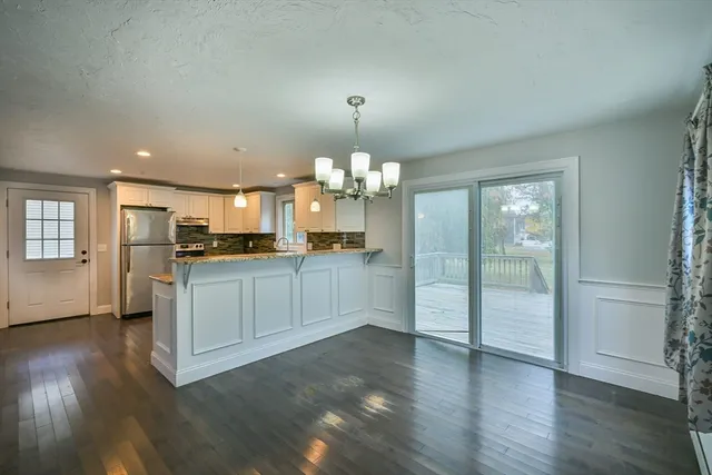 $399,900 | 14 Colonial Road, Webster, MA 01570