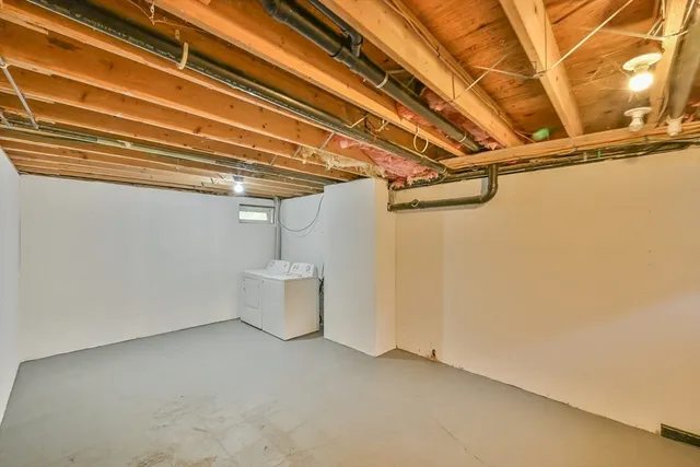 $399,900 | 14 Colonial Road, Webster, MA 01570