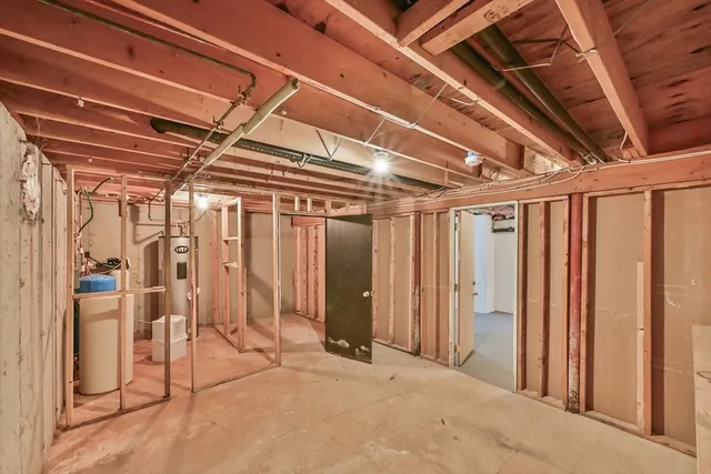 $399,900 | 14 Colonial Road, Webster, MA 01570