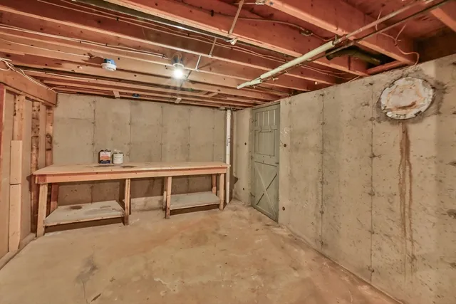 $399,900 | 14 Colonial Road, Webster, MA 01570