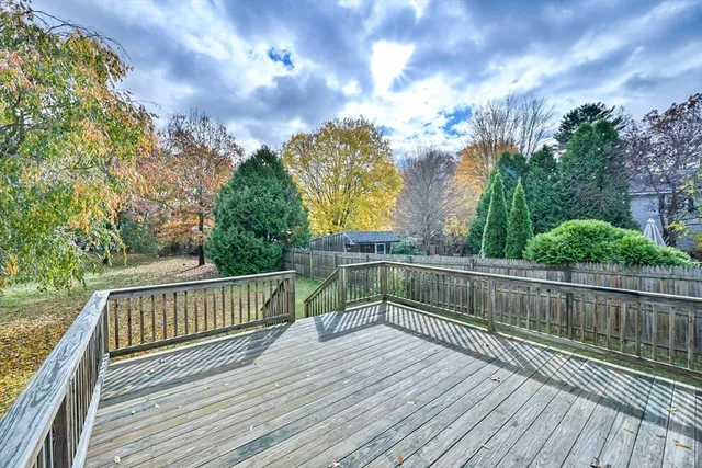 $399,900 | 14 Colonial Road, Webster, MA 01570