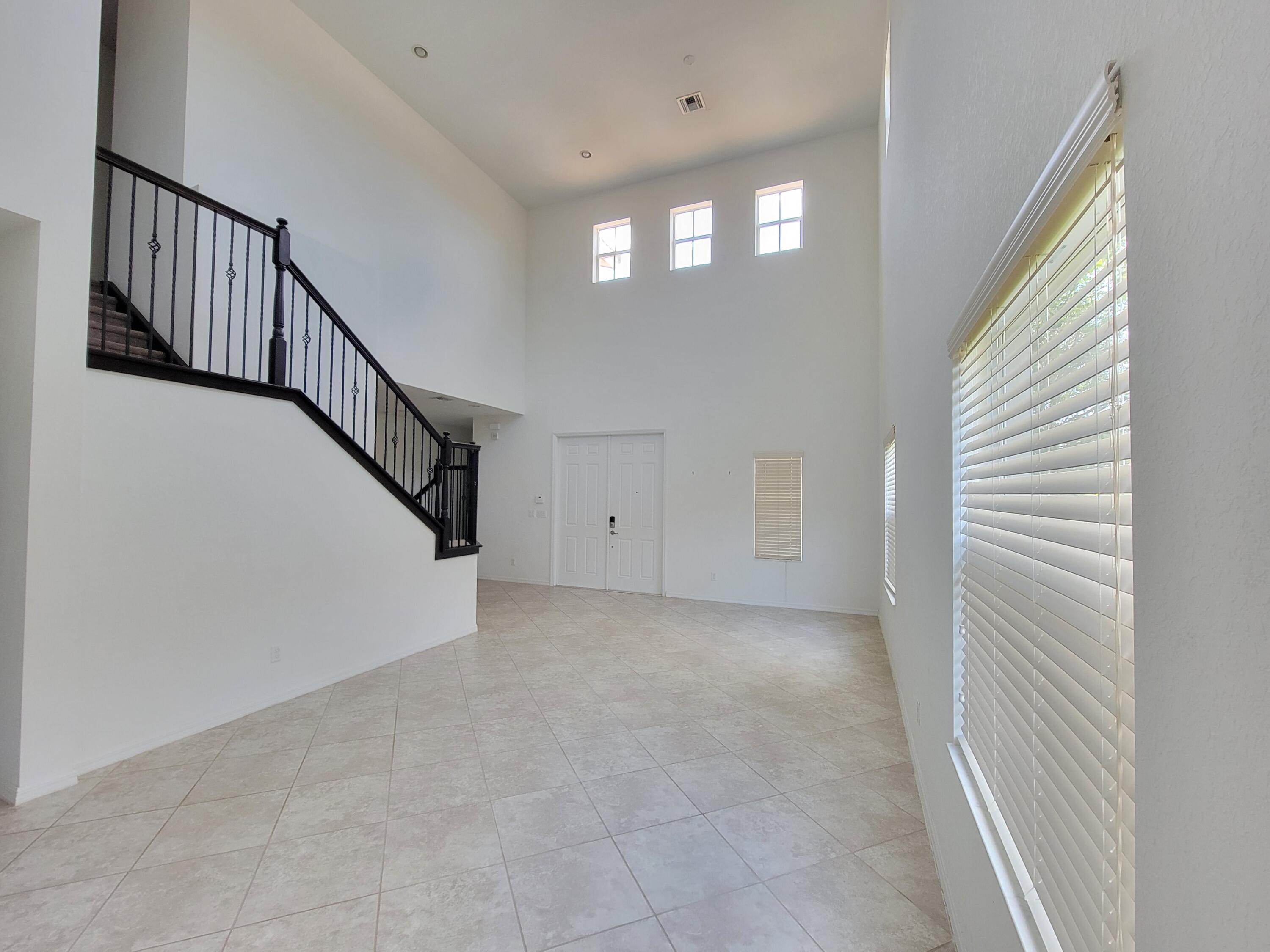 183 Rudder Cay Way Jupiter, FL 33458 - Photo 6 of 49 20220624_142759