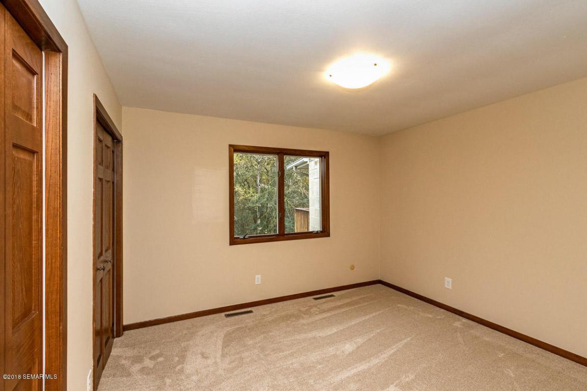 1260 60th Street Southwest Rochester, MN 55902 - Photo 13 of 38