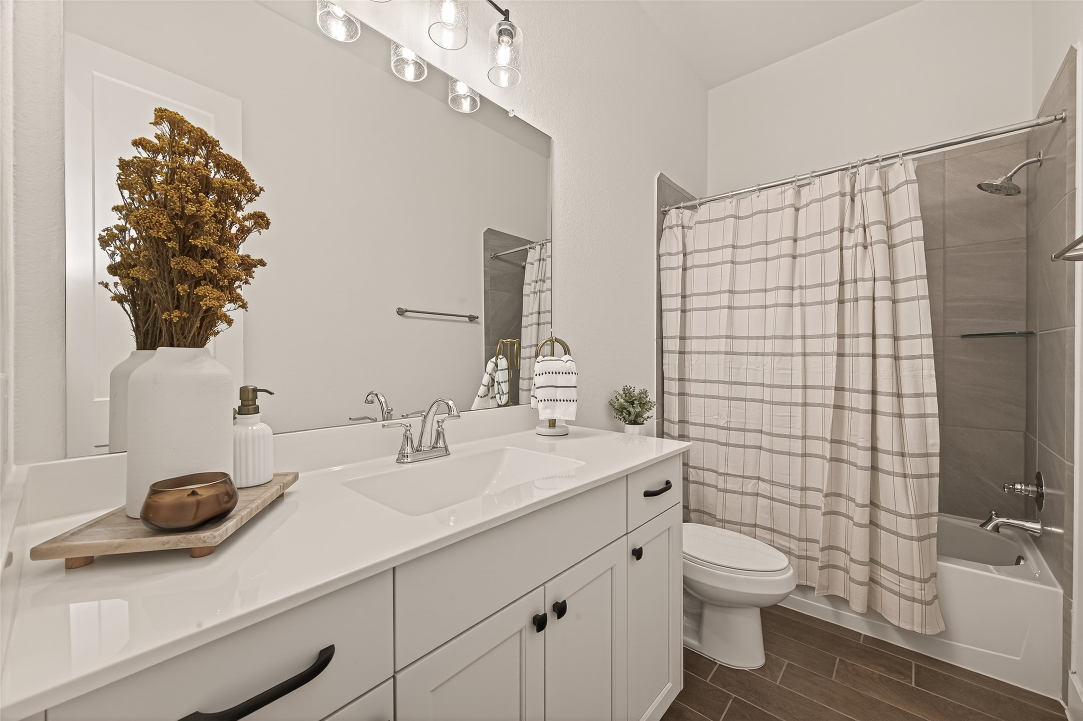 5019 Country Mdws Trail Rosharon, TX 77583 - Photo 26 of 49 a bathroom with a sink toilet and shower