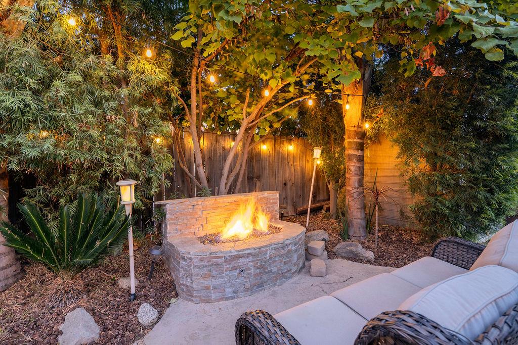 602 South Filbert Avenue Fresno, CA 93727 - Photo 40 of 50 a view of a outdoor space