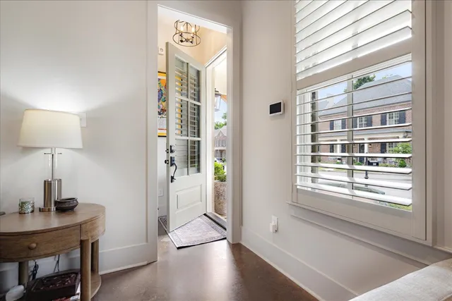 $570,000 | 2020 Elzey Avenue, Memphis, TN 38104