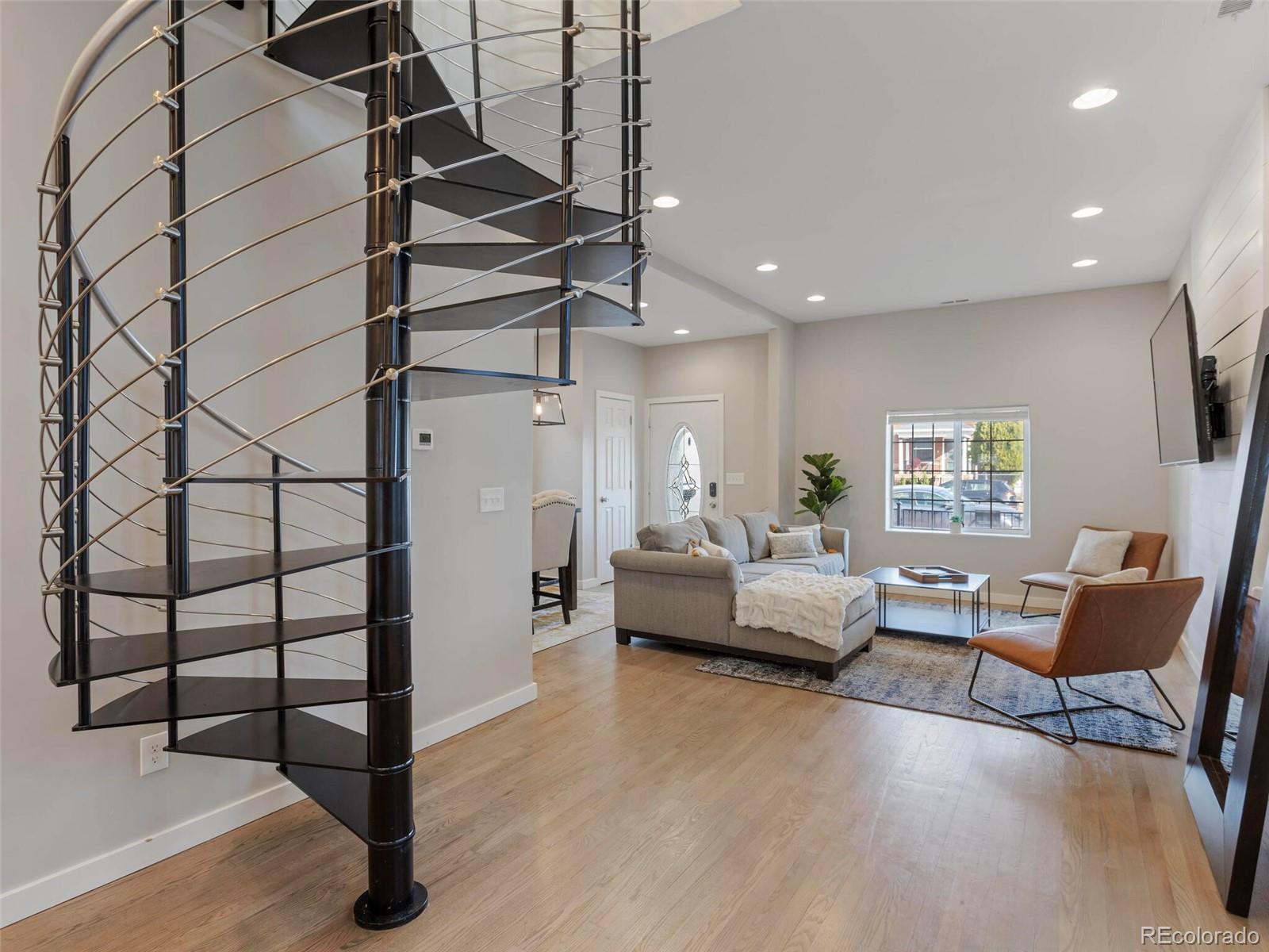 3443 Lawrence Street Denver, CO 80205 - Photo 11 of 26