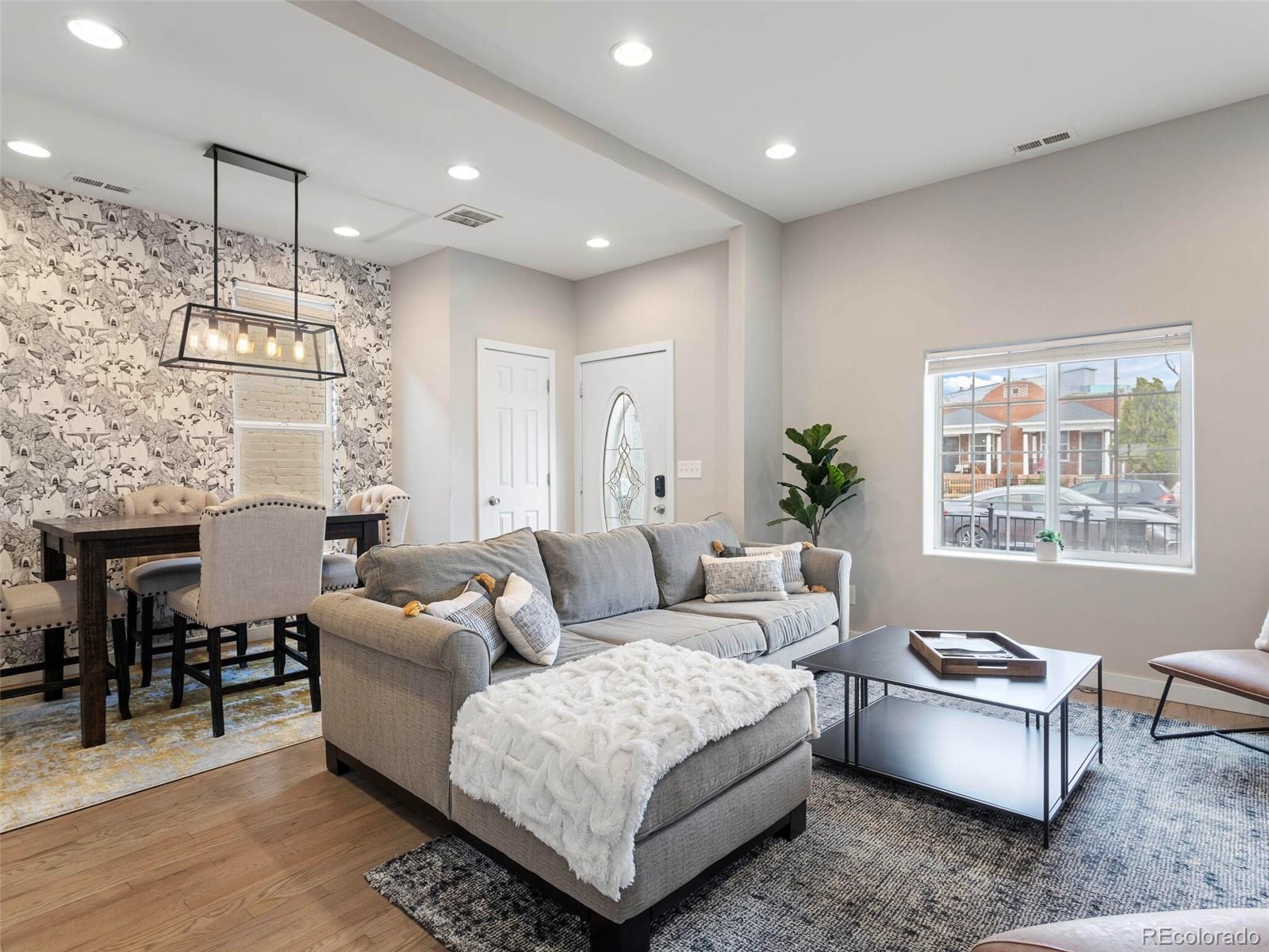 3443 Lawrence Street Denver, CO 80205 - Photo 3 of 26