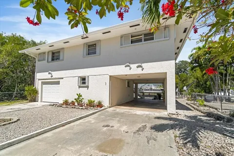 $1,099,000 | 29051 Magnolia Lane, Big Pine Key, FL 33043