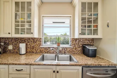 $1,099,000 | 29051 Magnolia Lane, Big Pine Key, FL 33043