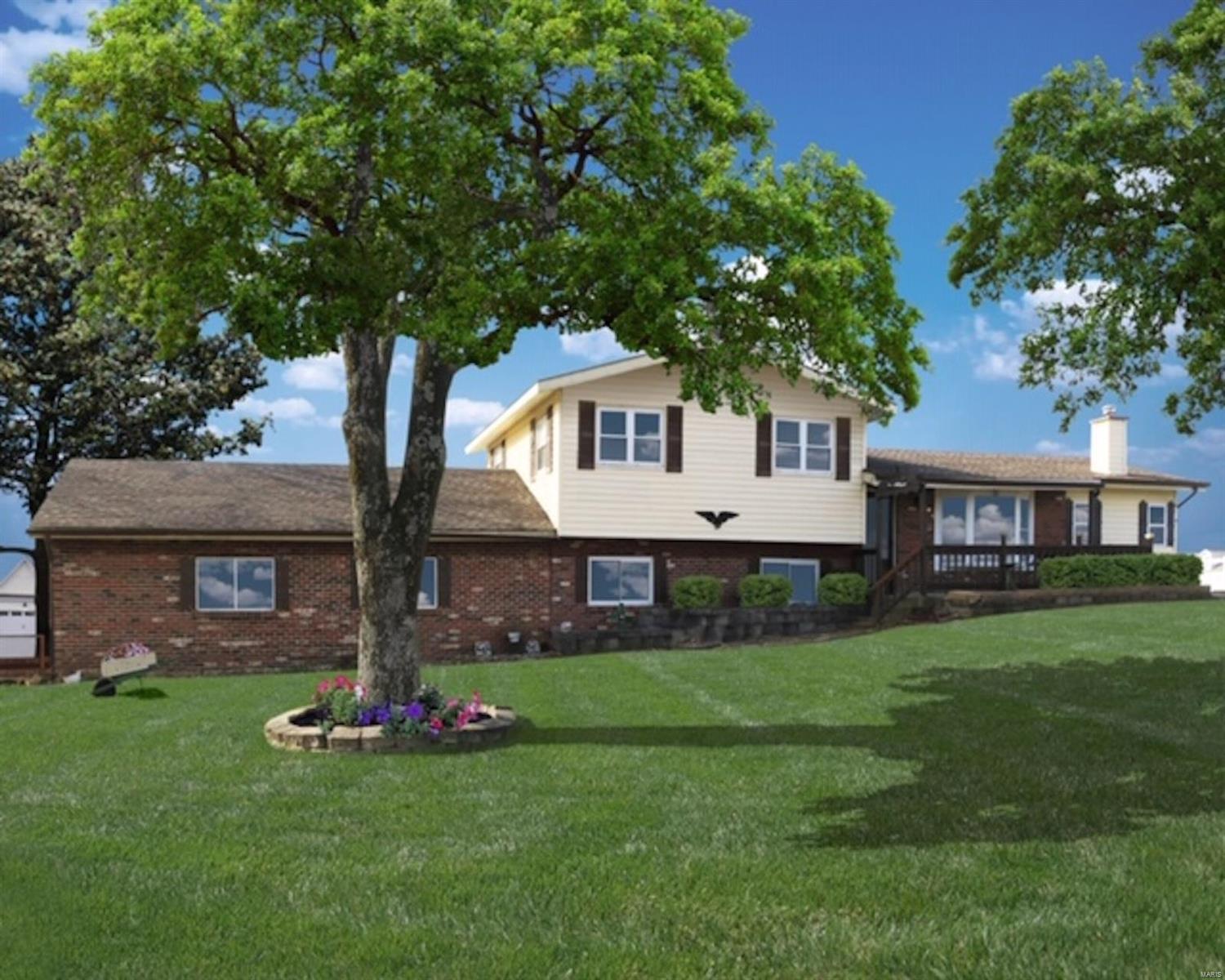 3908 Benne Road Defiance, MO 63341 - Photo 1 of 29 Gallery Image 1