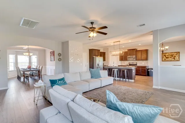 $2,600 | 1093 Marne Boulevard, Hinesville, GA 31313