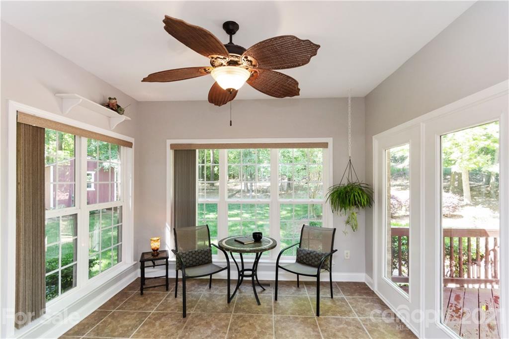 4077 Summit Ridge Lane Denver, NC 28037 - Photo 18 of 48 Gallery Image 18