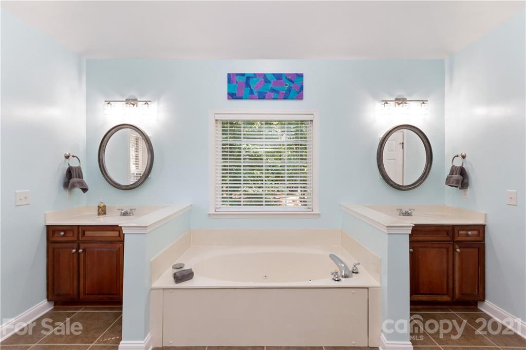 4077 Summit Ridge Lane Denver, NC 28037 - Photo 26 of 48 Gallery Image 26