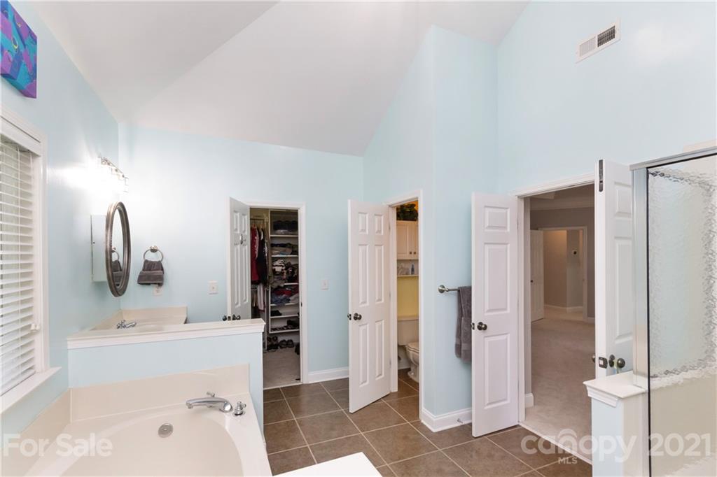 4077 Summit Ridge Lane Denver, NC 28037 - Photo 29 of 48 Gallery Image 29