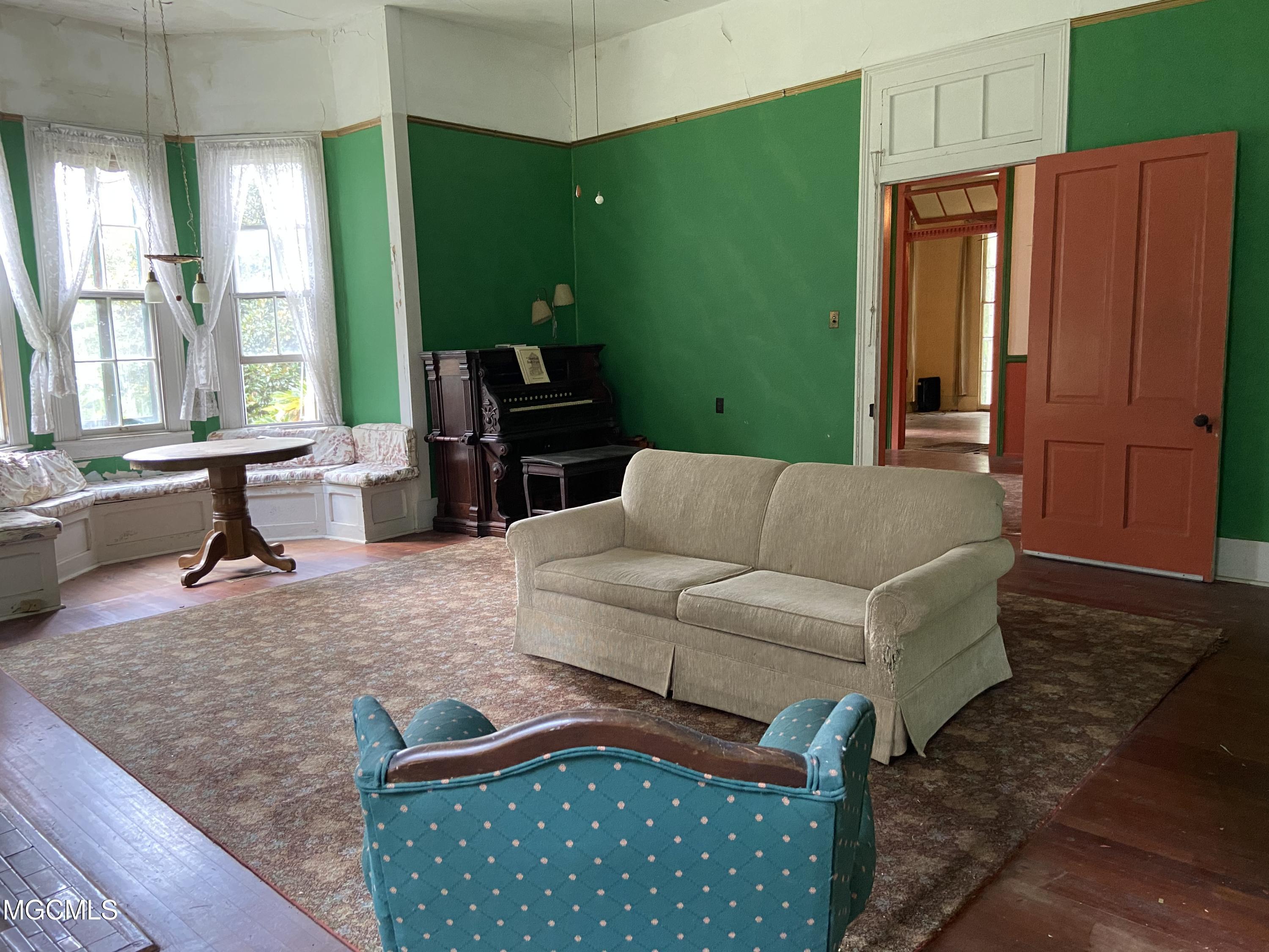3301 Dantzler Street Moss Point, MS 39563 - Photo 10 of 37 IMG_4370