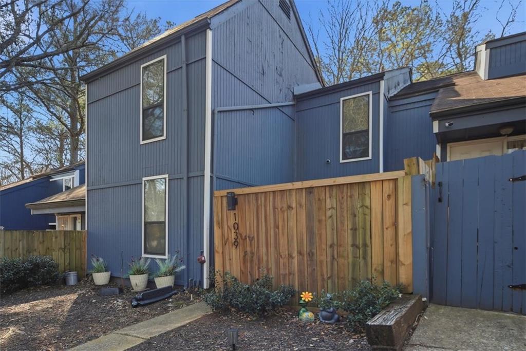 1039 Mariners Court Stone Mountain, GA 30083 - Photo 2 of 60