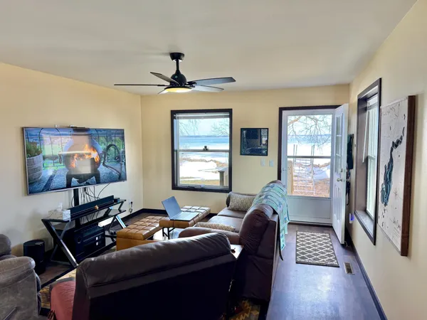 $347,500 | 2461 Lake Street East, Osakis, MN 56360