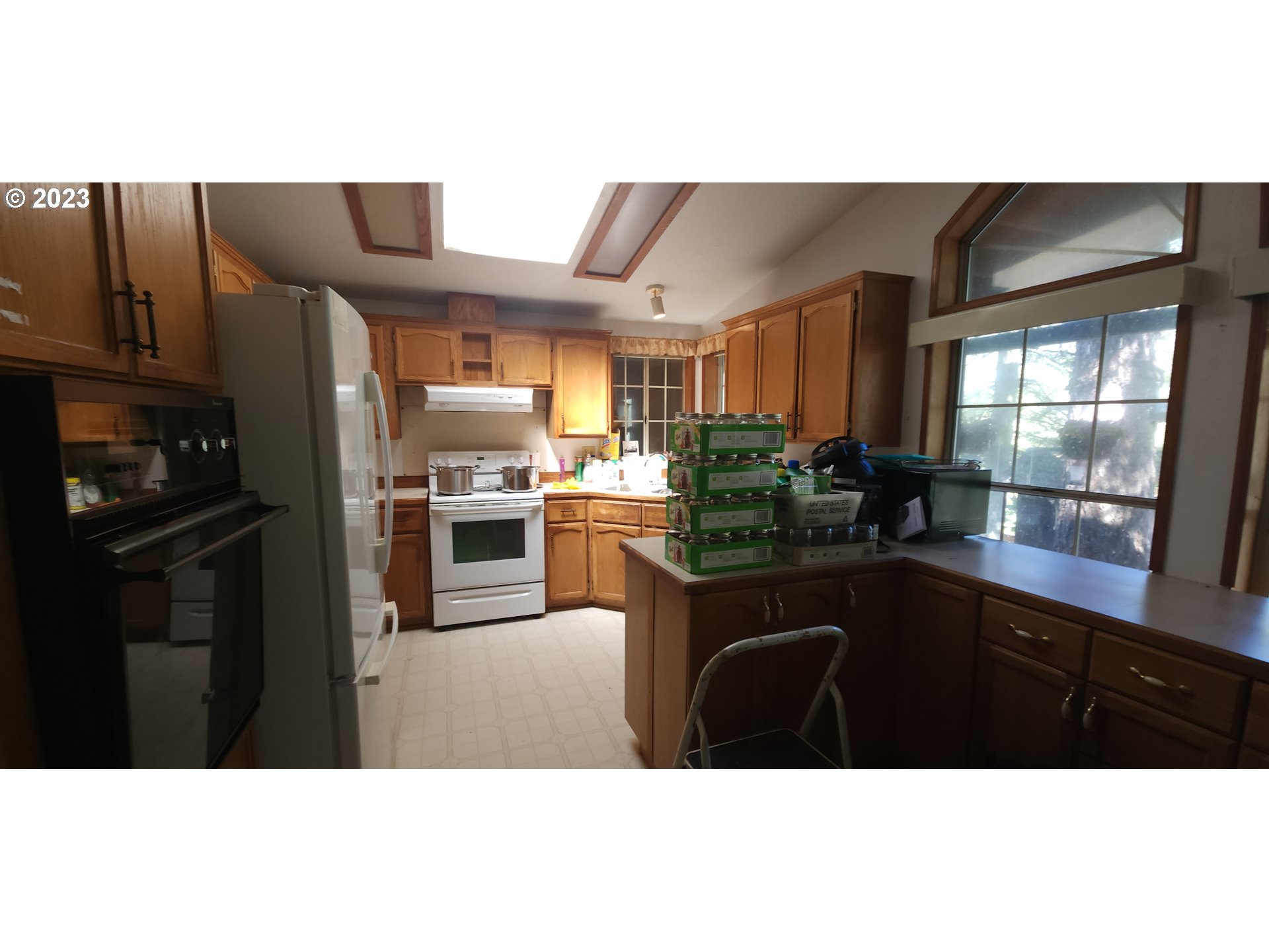 35451 South Sawtell Road Molalla, OR 97038 - Photo 6 of 35 Gallery Image 6