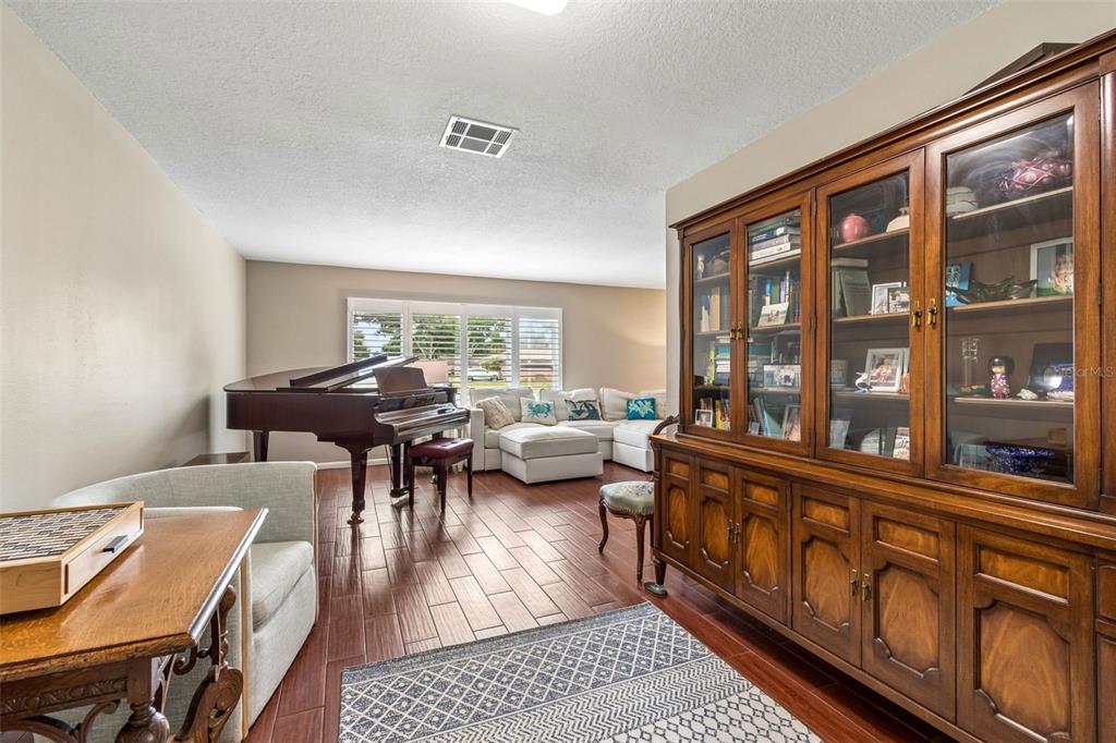 9548 123rd Way Seminole, FL 33772 - Photo 9 of 63