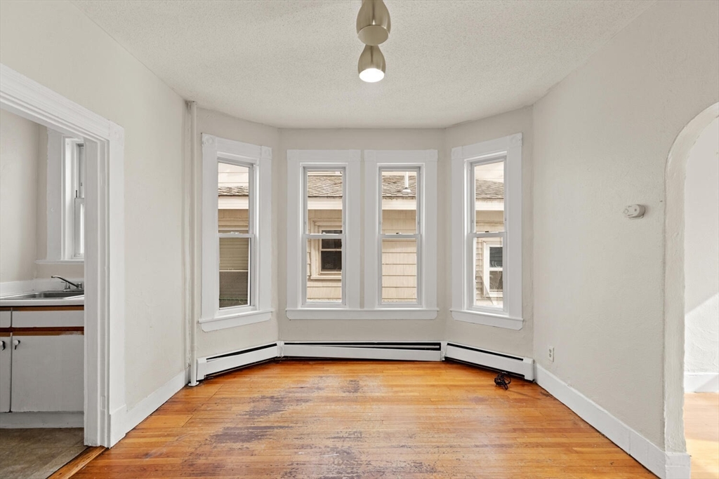 22 Elm Street Lynn, MA 01905 - Photo 19 of 35