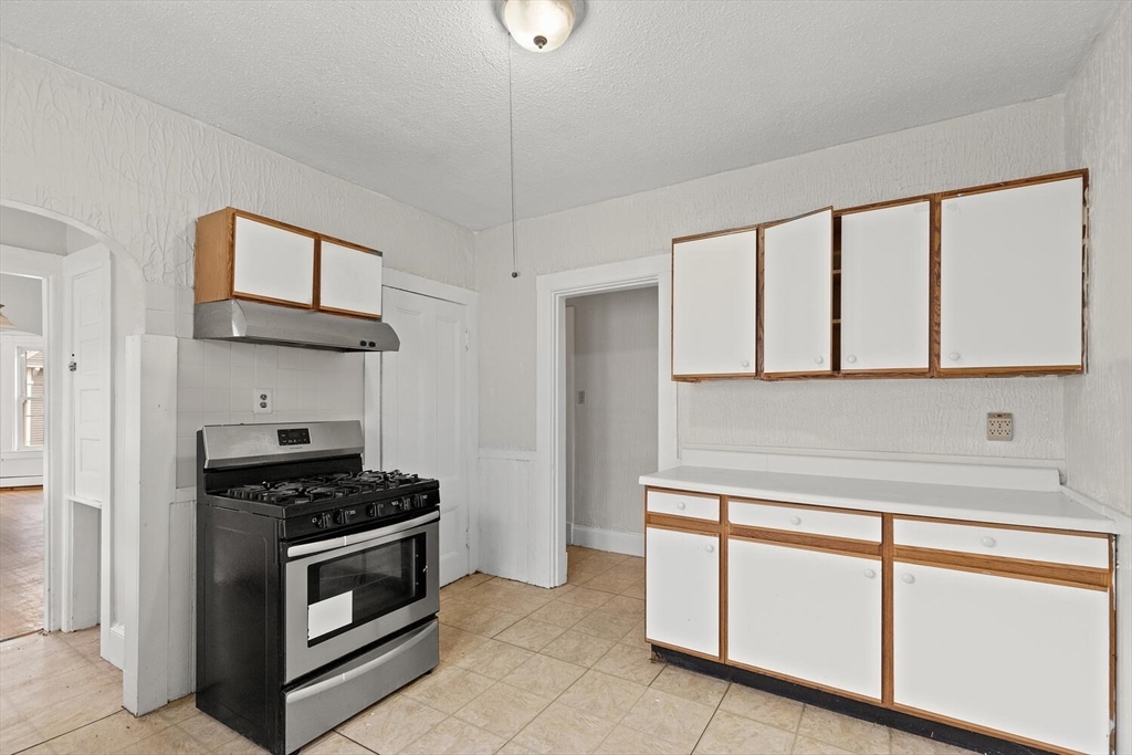 22 Elm Street Lynn, MA 01905 - Photo 26 of 35