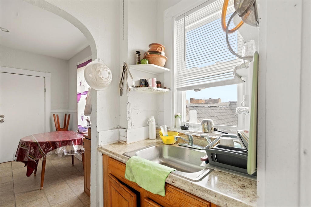 22 Elm Street Lynn, MA 01905 - Photo 33 of 35