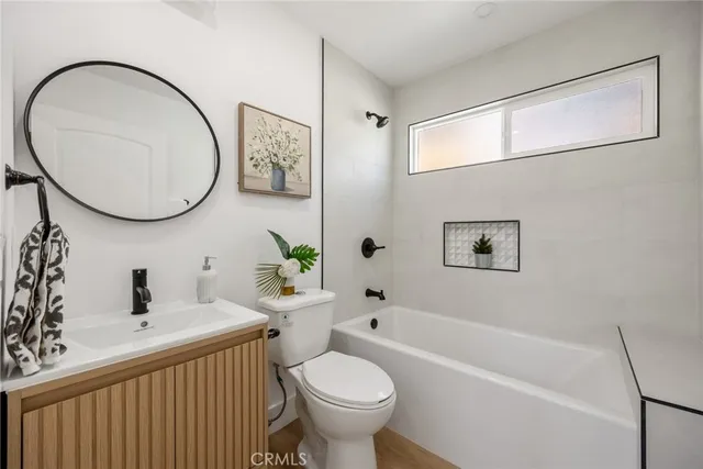 $1,895,000 | 2460 Stoner Avenue, Los Angeles, CA 90064