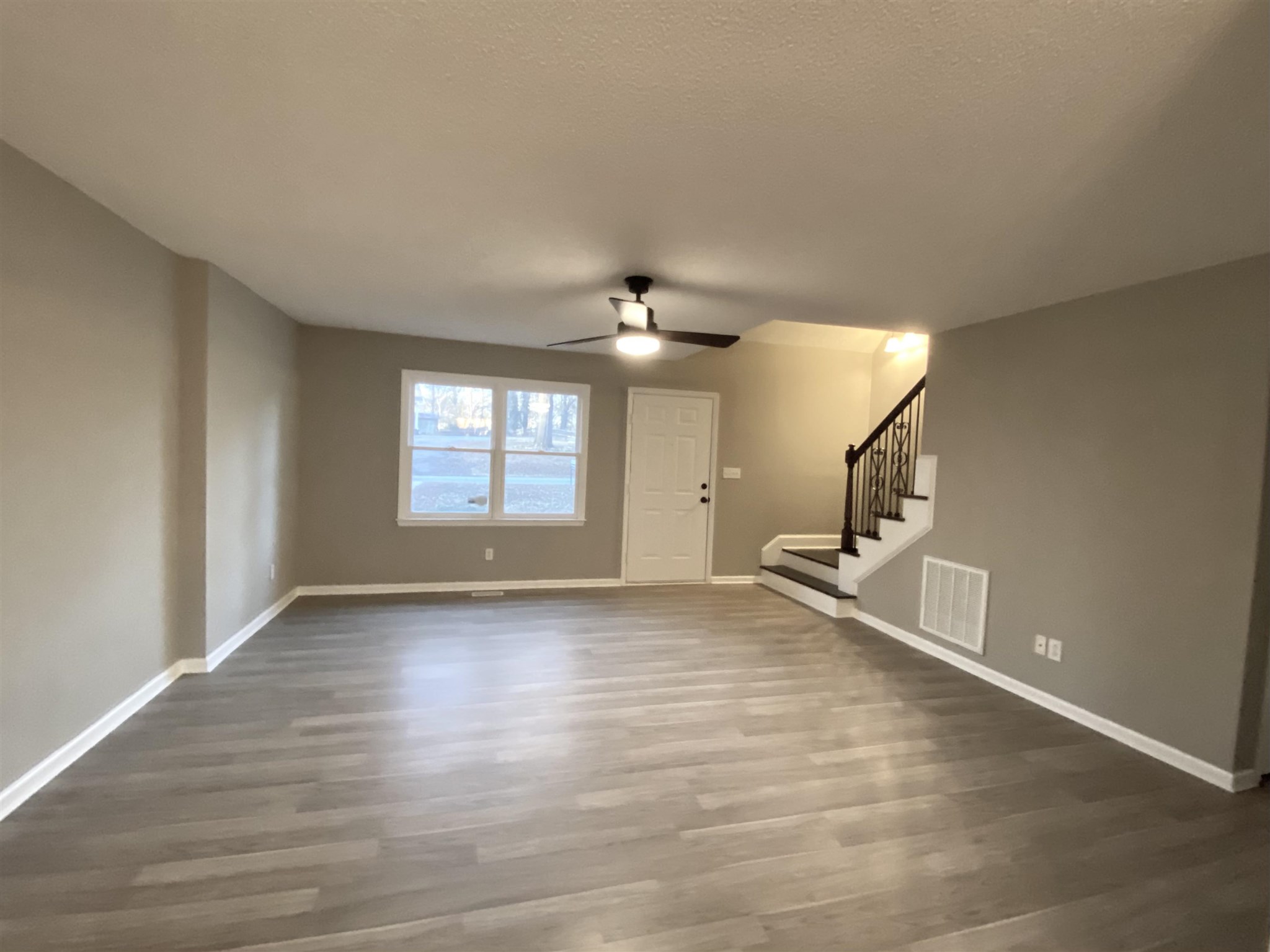 2841 Country Club Road Spartanburg, SC 29302 - Photo 7 of 25 Gallery Image 7