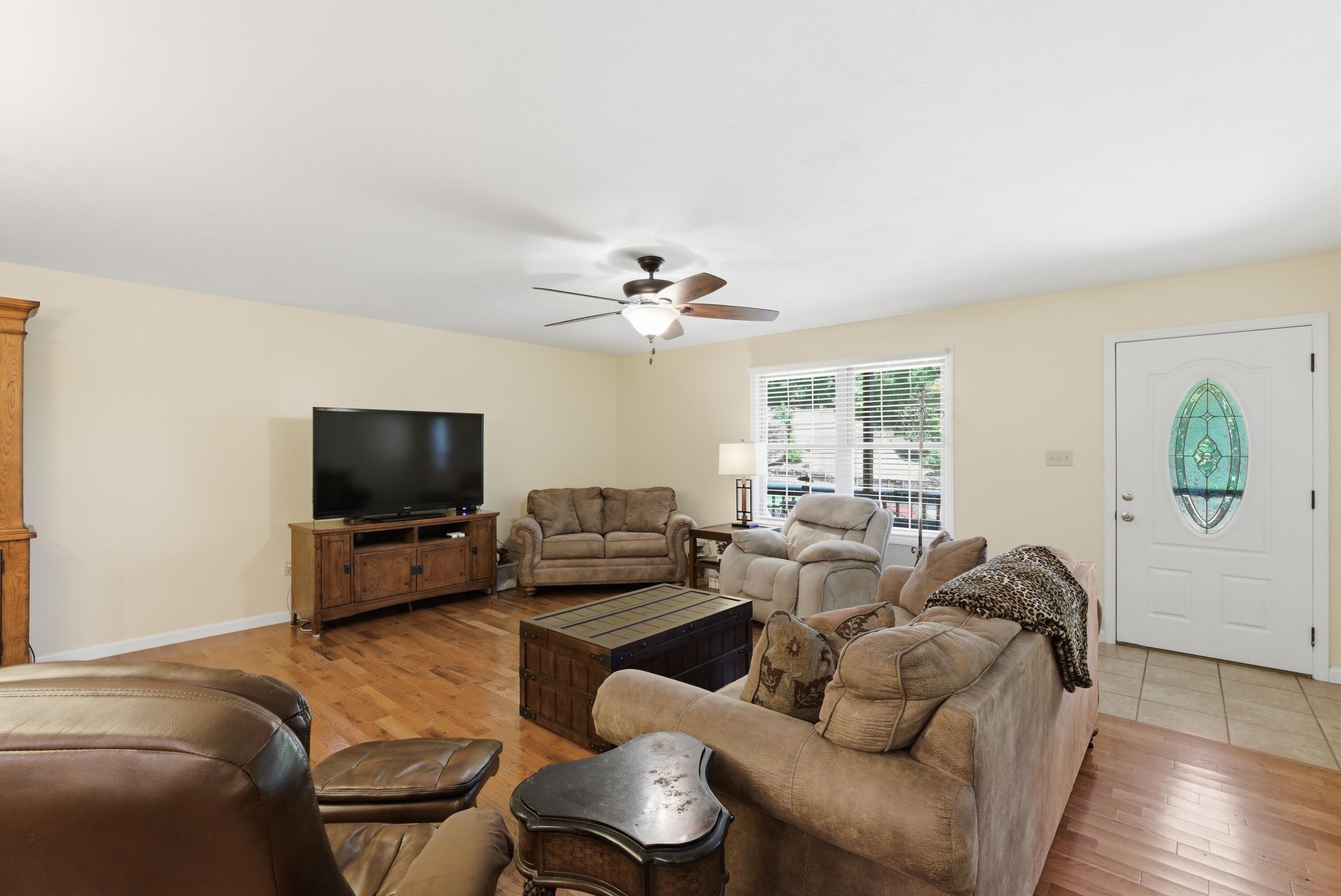 850 Cliffs Edge Road East Bernstadt, KY 40729 - Photo 11 of 33 dsc09204