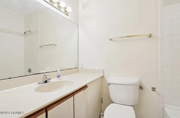 $108,000 | 11550 Southfork Avenue, Unit 117, Baton Rouge, LA 70816