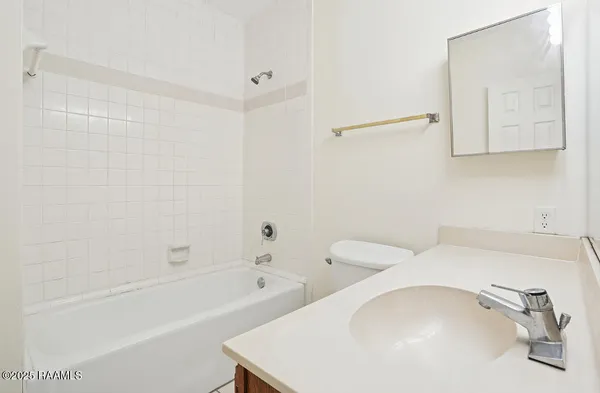 $108,000 | 11550 Southfork Avenue, Unit 117, Baton Rouge, LA 70816