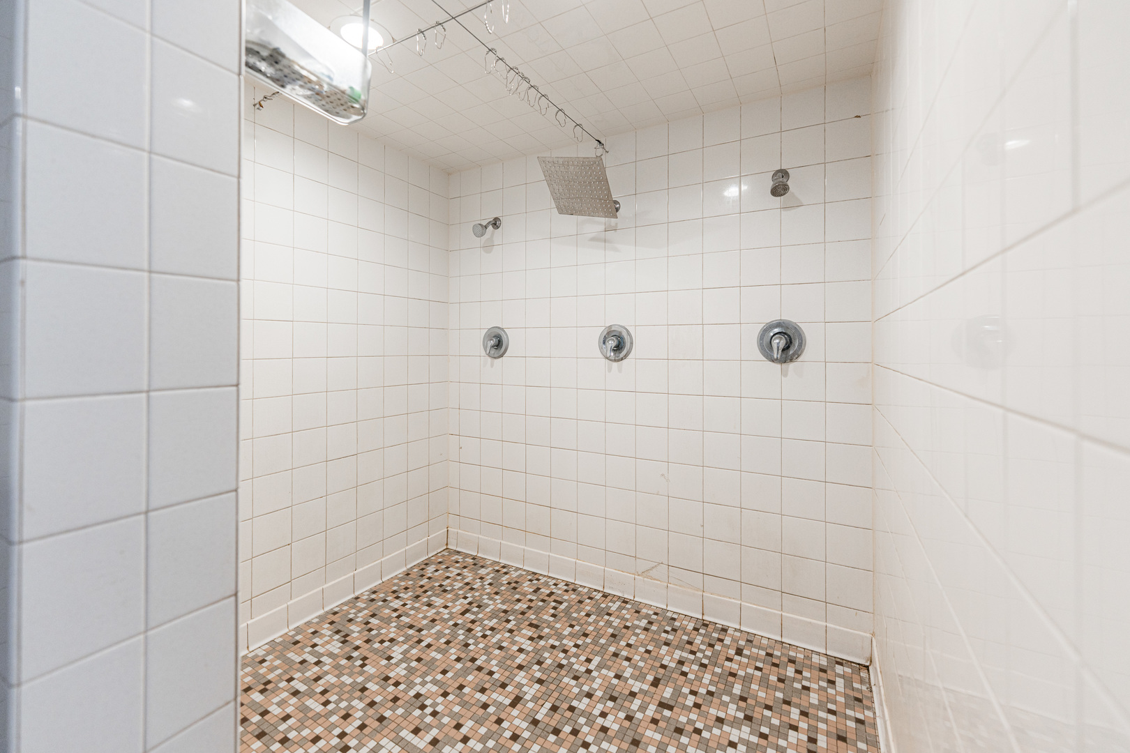 919 Greenbrier Road DeKalb, IL 60115 - Photo 14 of 23