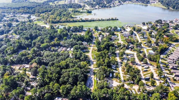 $825,000 | 12755 Paradise View Court West, Willis, TX 77318