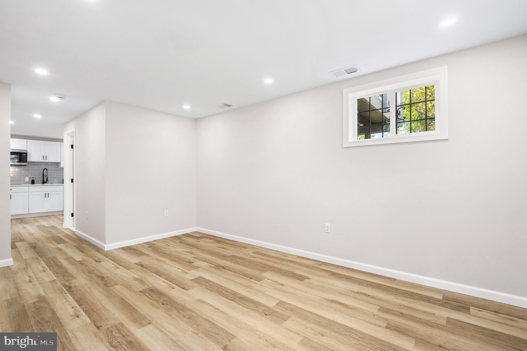 3113 Lakehurst Avenue District Heights, MD 20747 - Photo 27 of 57