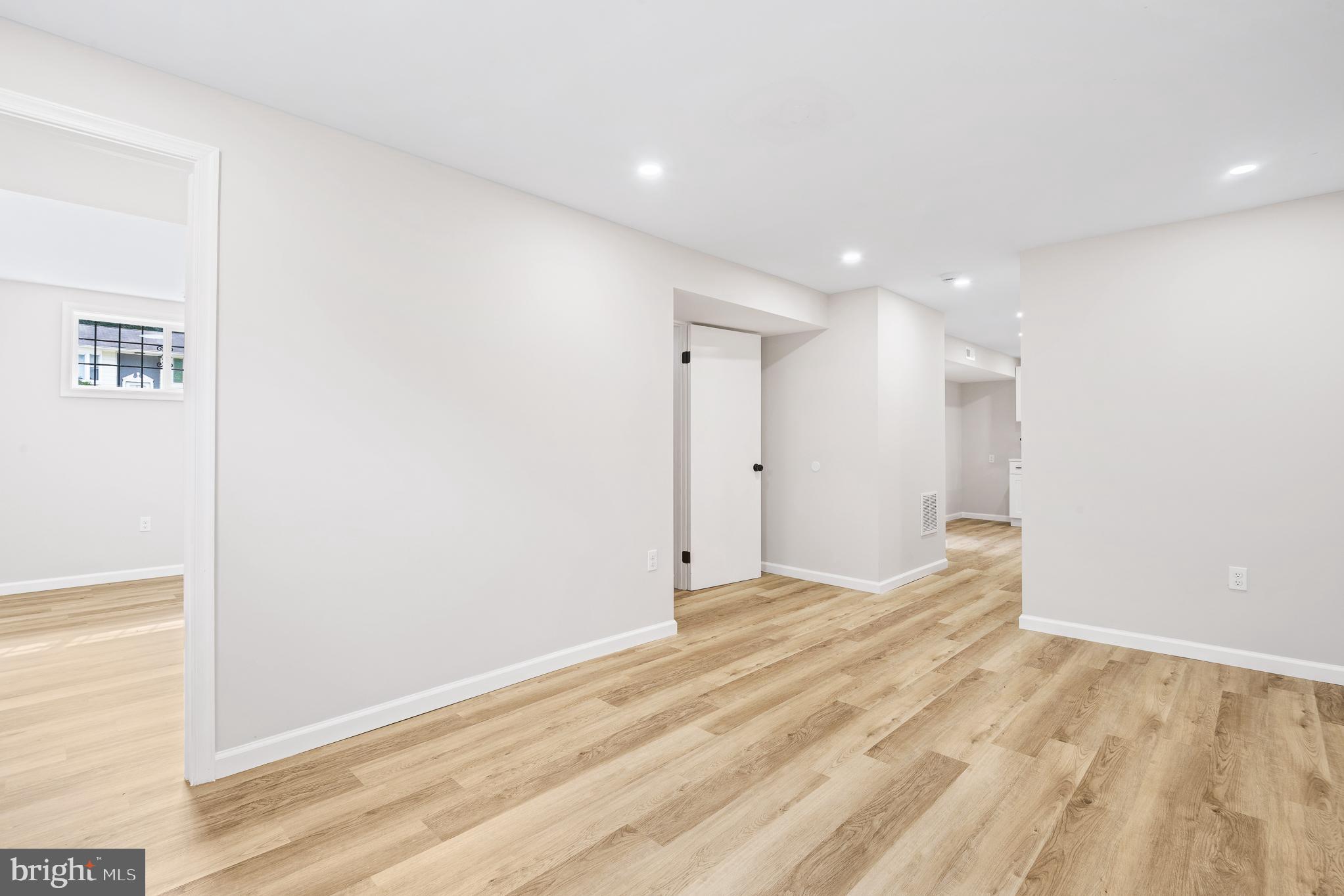 3113 Lakehurst Avenue District Heights, MD 20747 - Photo 28 of 57