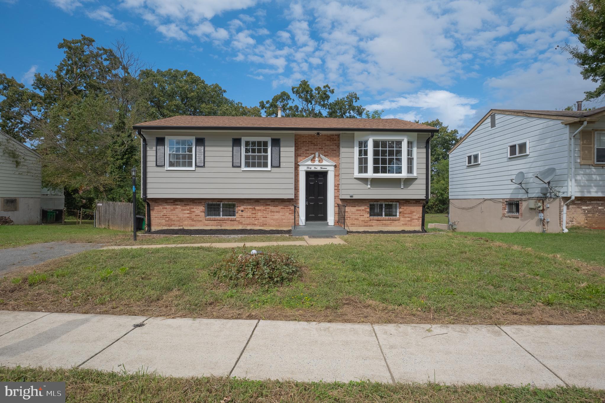 3113 Lakehurst Avenue District Heights, MD 20747 - Photo 3 of 57