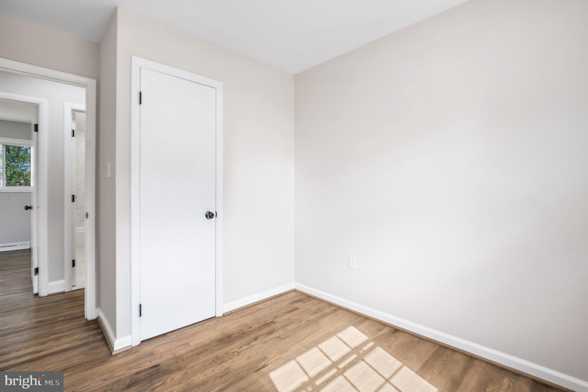 3113 Lakehurst Avenue District Heights, MD 20747 - Photo 32 of 57