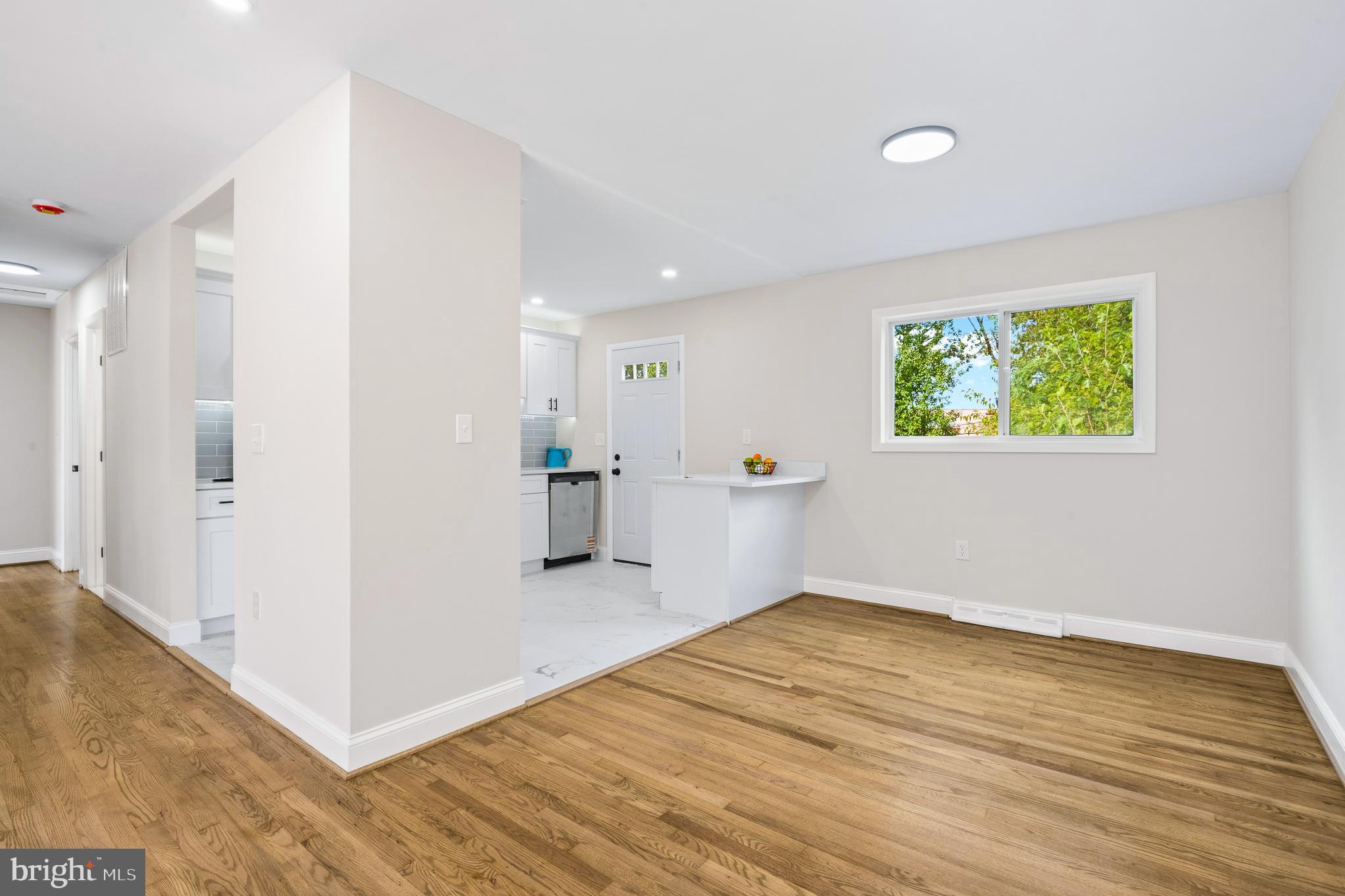 3113 Lakehurst Avenue District Heights, MD 20747 - Photo 8 of 57