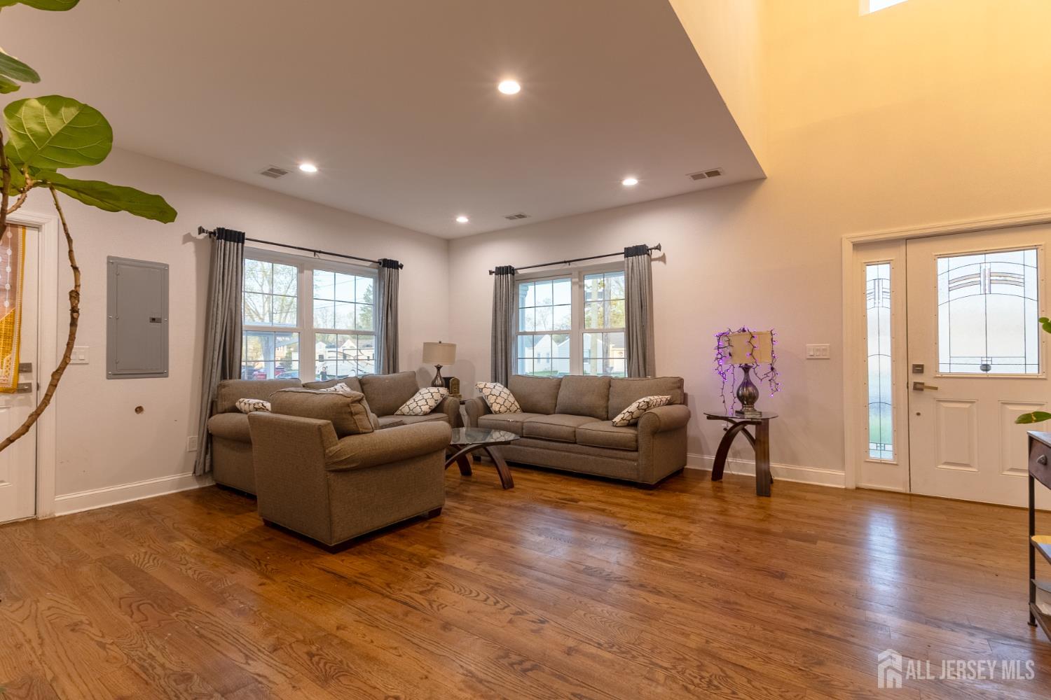 55 Walnut Street Edison, NJ 08817 - Photo 9 of 29 a living room with furniture and a window