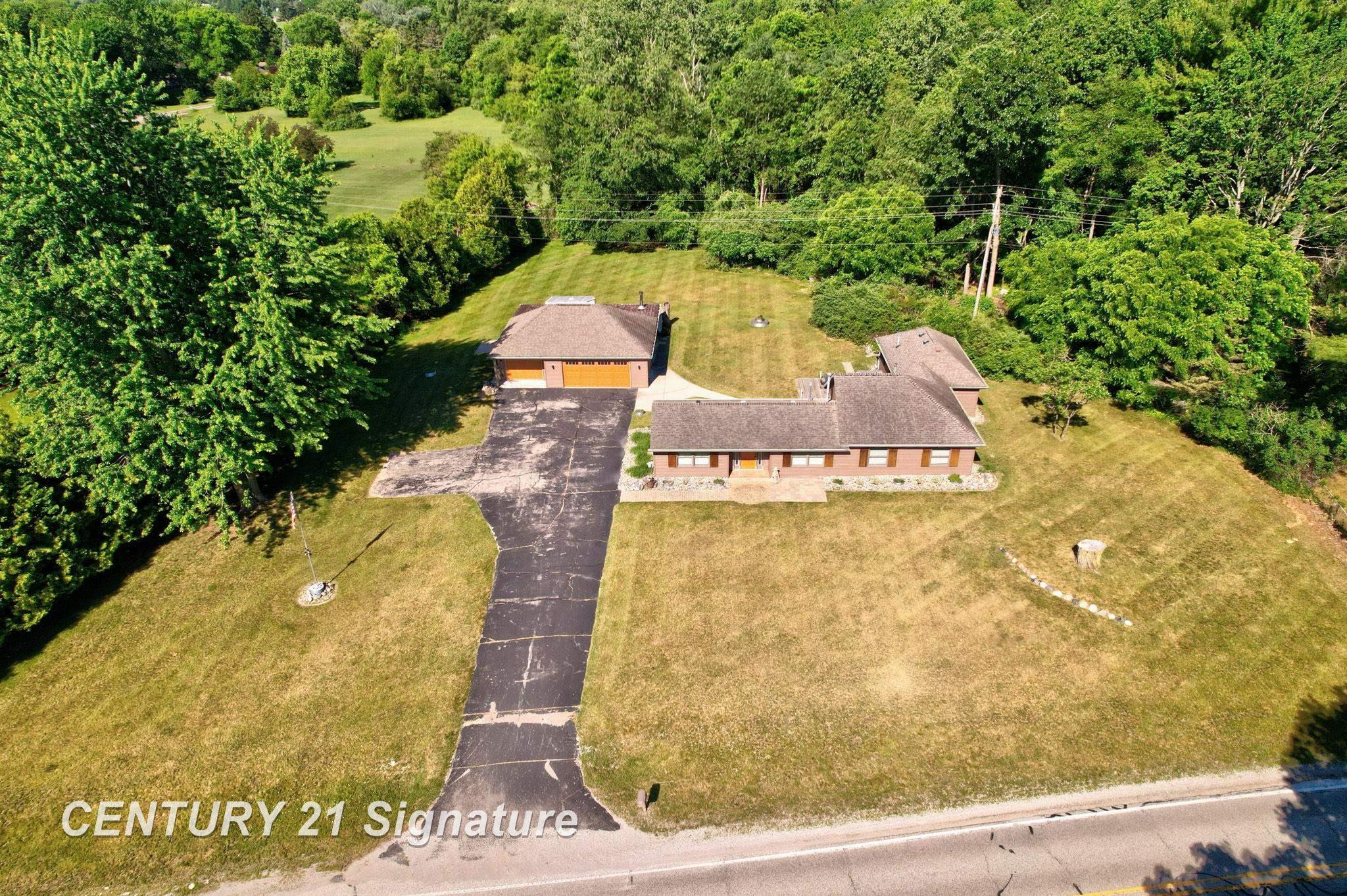4065 North River Road Freeland, MI 48623 - Photo 43 of 47