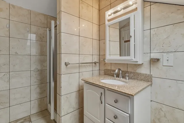 $4,300 | 571 Somerville Avenue, Unit A, Somerville, MA 02143