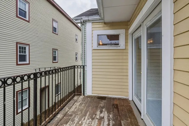 $4,300 | 571 Somerville Avenue, Unit A, Somerville, MA 02143