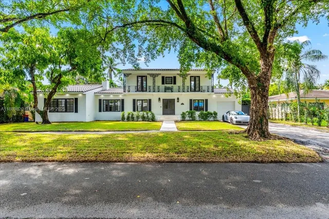 $3,295,000 | 1426 Robbia Avenue, Coral Gables, FL 33146