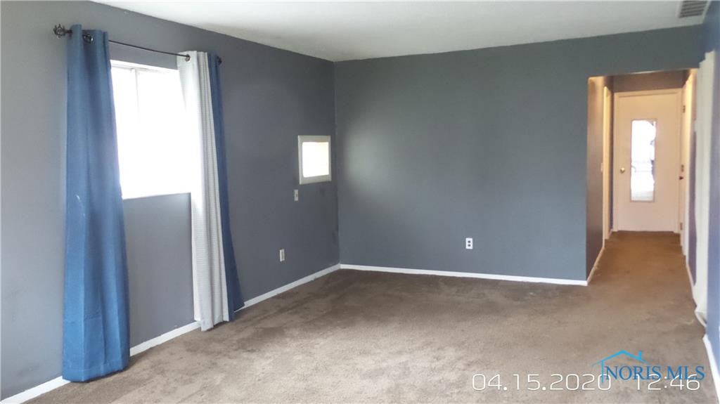 1924 Broadstone Road Toledo, OH 43615 - Photo 3 of 11 Gallery Image 3